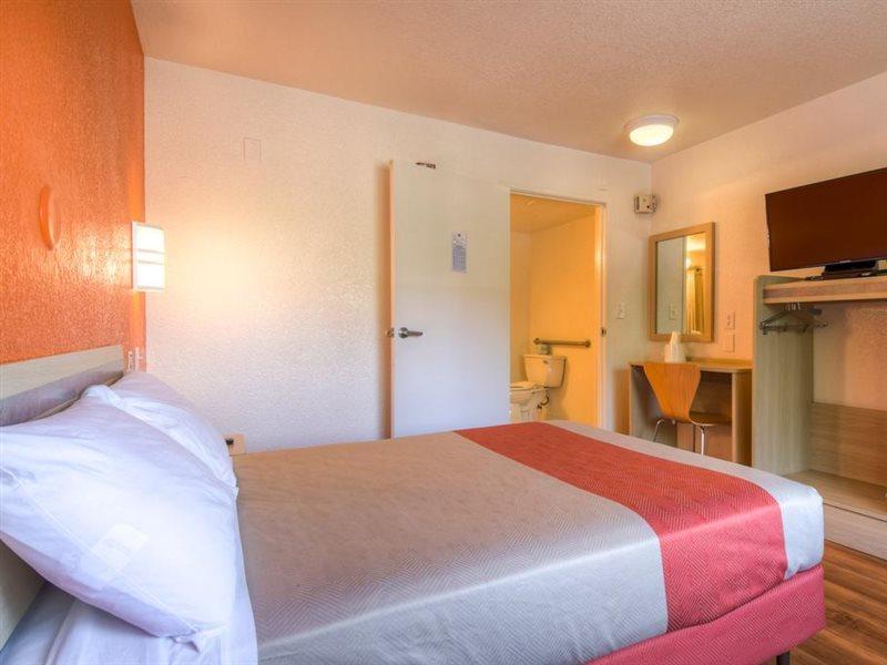Hotel 6-san Ysidro, Ca - - Border 3*